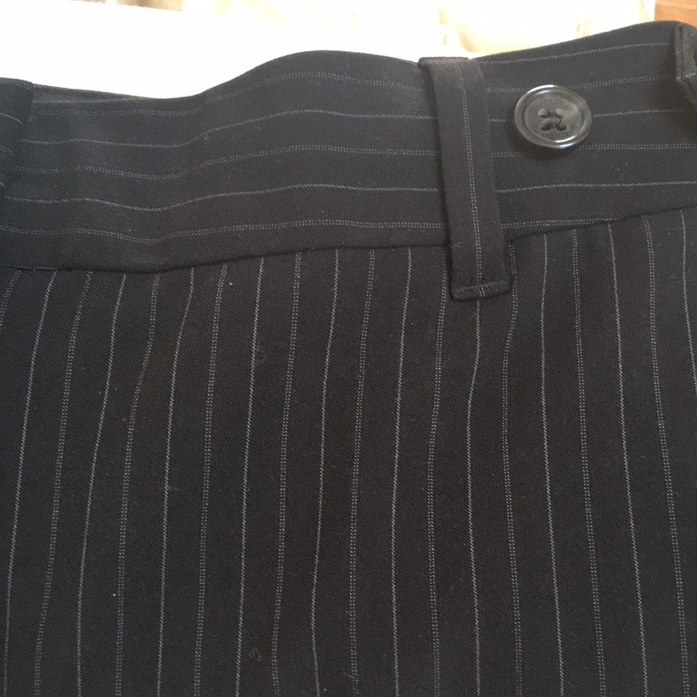 Claiborne Black Pinstripe Sloan Trouser Size 4 - Picture 1 of 4